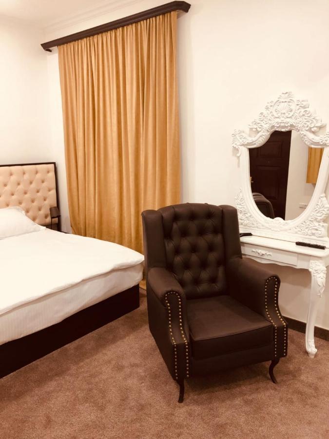 It Hotel Tumanyan Street Erivan Exterior foto