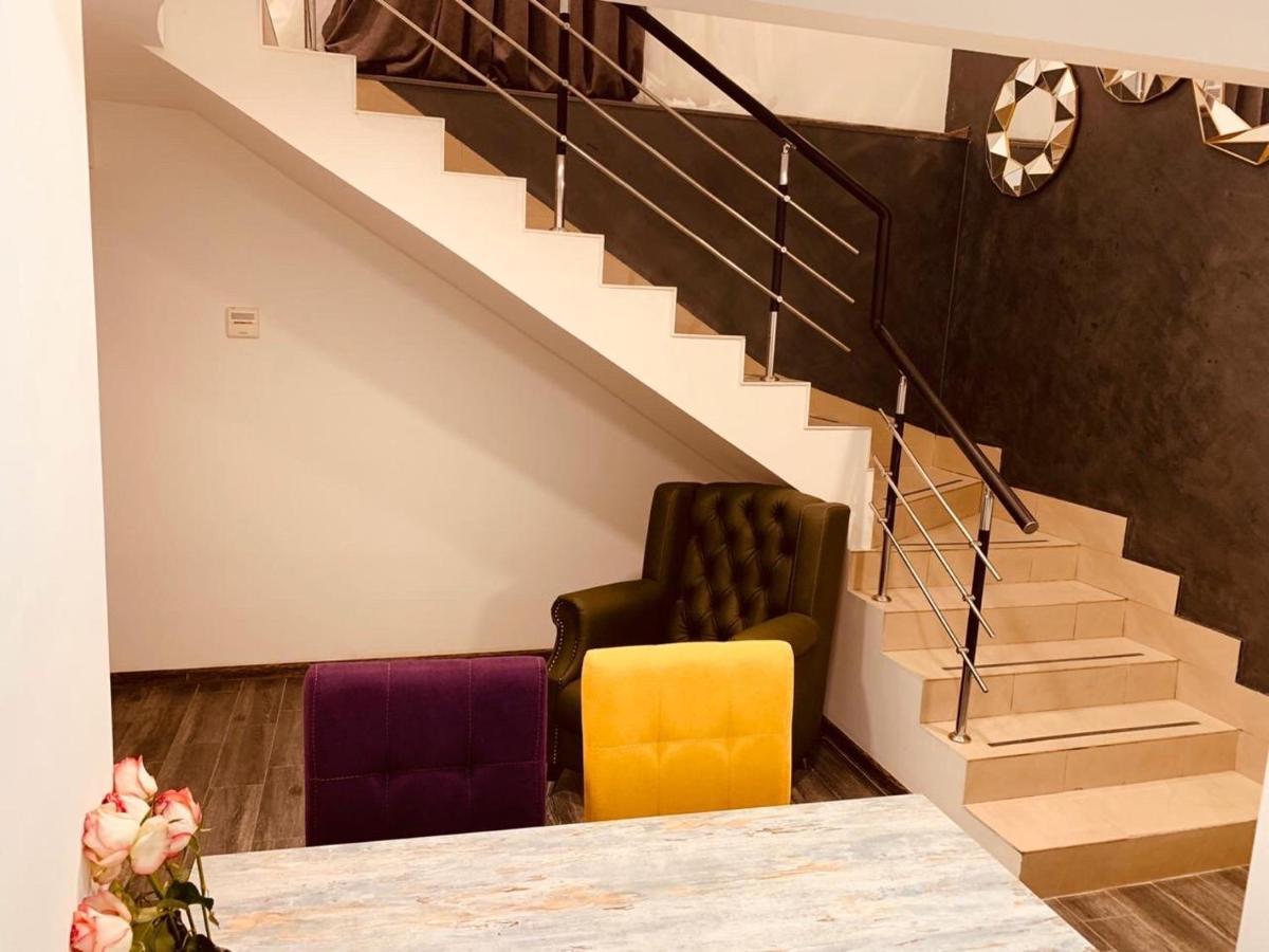 It Hotel Tumanyan Street Erivan Exterior foto